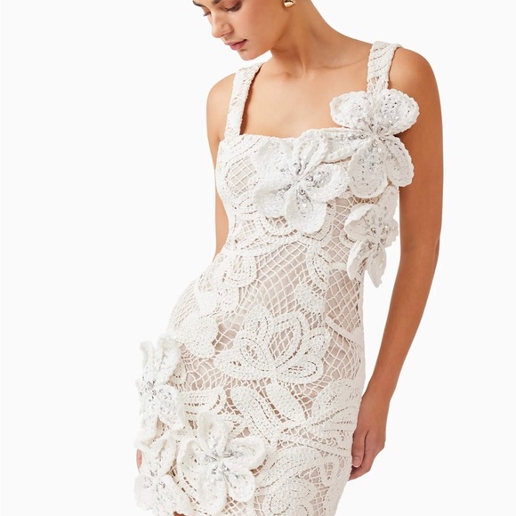 Elliatt Dresses & Skirts - Elliatt White Crochet Mini Dress with 3D Floral Appliqués